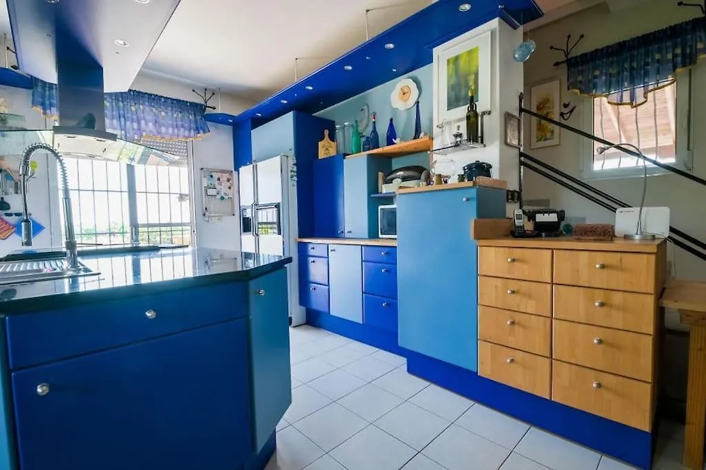 Big House With A Huge Garden And Barbecue Area! Villa Flogita Holiday home