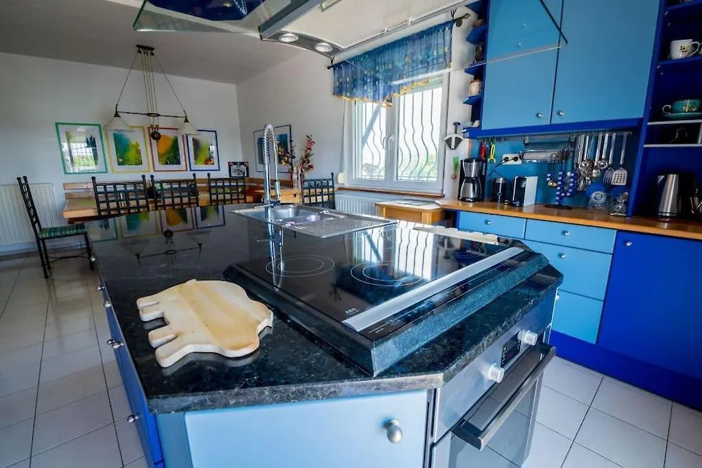 Big House With A Huge Garden And Barbecue Area! Villa Flogita